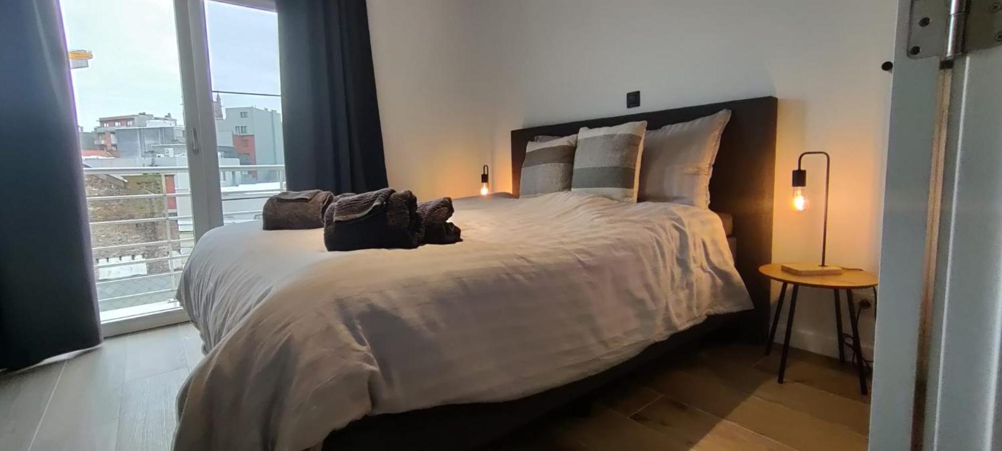 Luxueus, Ruim Appartement Op 350M Van Het Strand Остенде Екстер'єр фото
