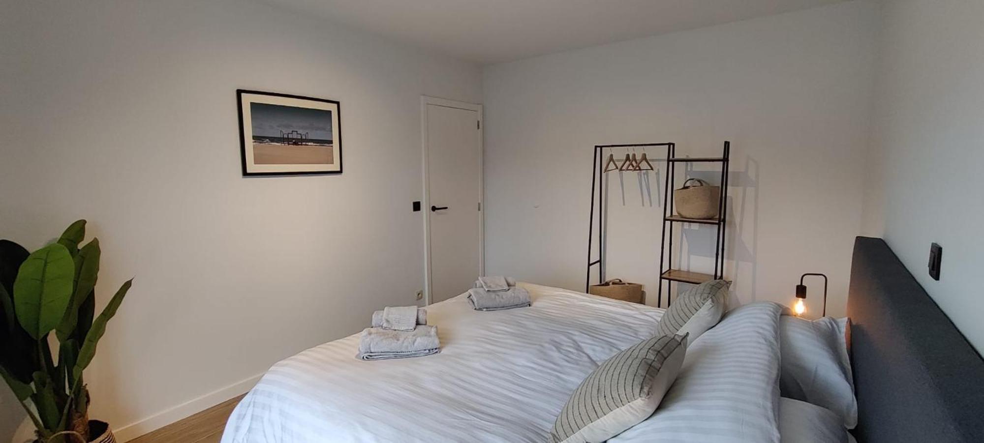 Luxueus, Ruim Appartement Op 350M Van Het Strand Остенде Екстер'єр фото